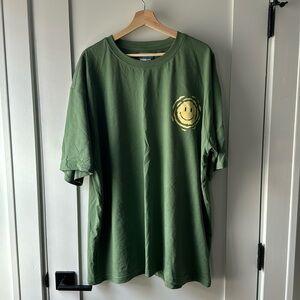 Chinatown Market XXL Smiley Mushroom T-Shirt